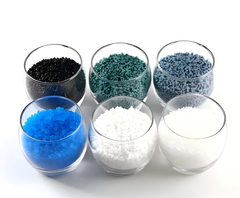 Adakah Produk Bahan TPE Kekerasan Tinggi Memutih dengan Lebih Mudah? Adakah Kekerasan Bahan Berkaitan dengan Pemutihan?