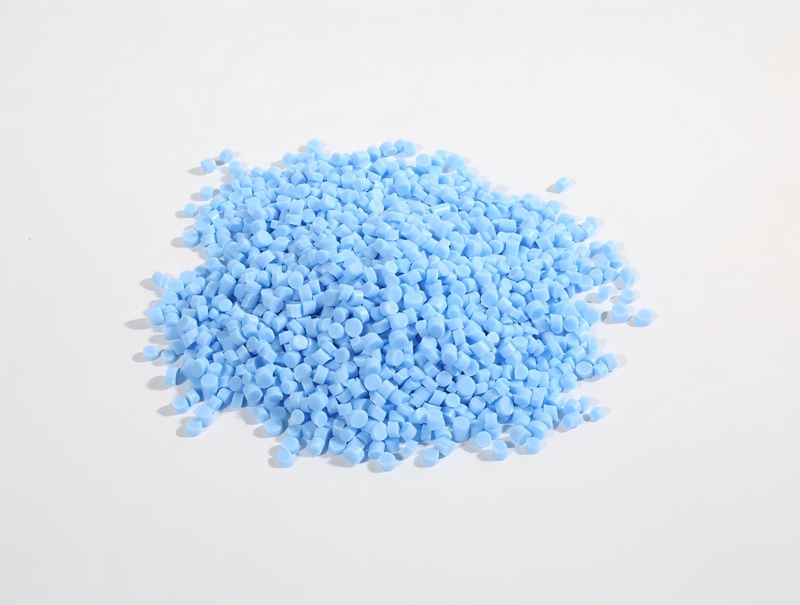 Permukaan produk bahan TPE acuan suntikan bertukar putih – adakah masalah dengan acuan atau bahan mentah?